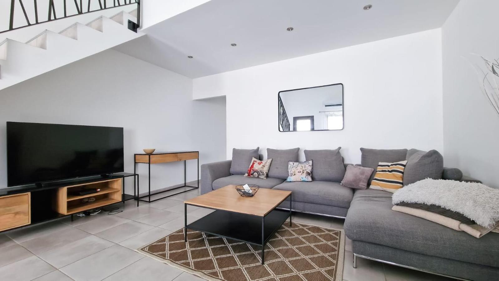 Appartement Plein Centre Bernis Ngoại thất bức ảnh